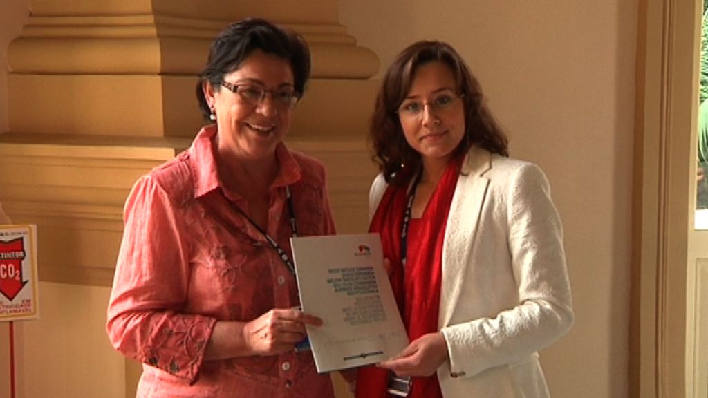 Video Pilar Unzaluk erregio arteko lankidetza ekonomikoa eta teknikoa proposatu du ur politikak bultzatzeko