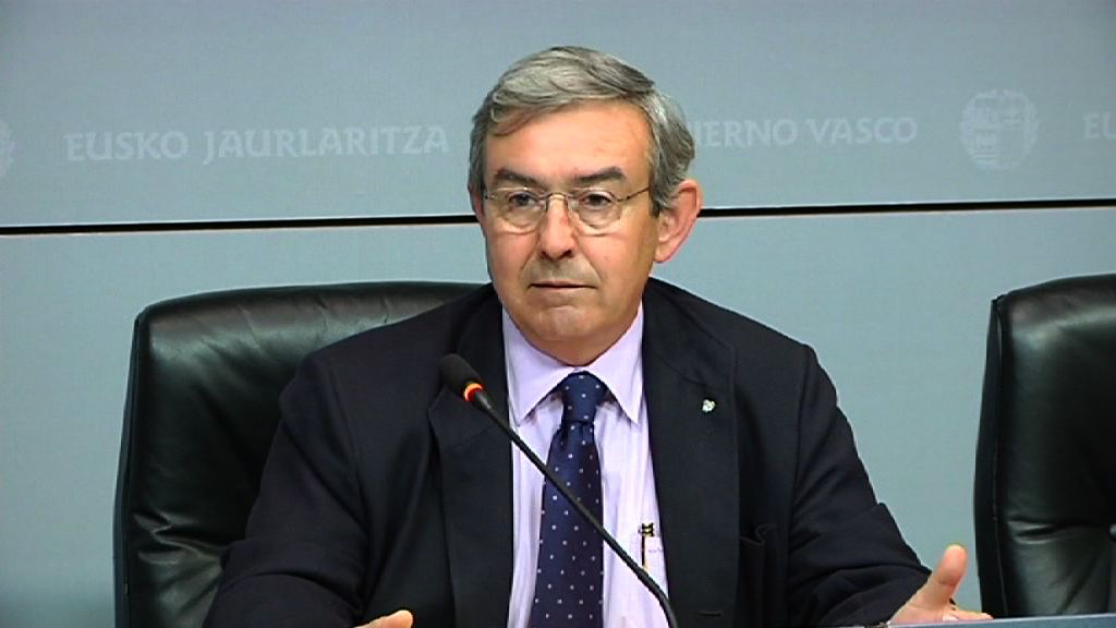 Video Lanbide exige a la Diputación de Bizkaia que entregue ya los 1.500 expedientes de ayudas sociales que retiene