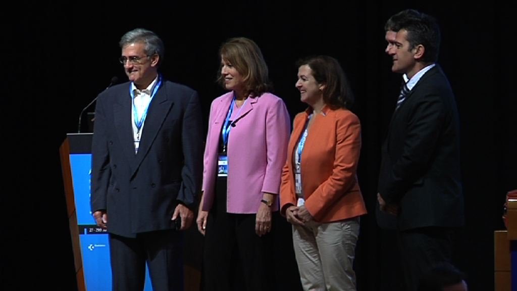 Video El Congreso AAL SUMMIT 2012 se clausura con la firma de la Declaración del País Vasco, plenaria IV