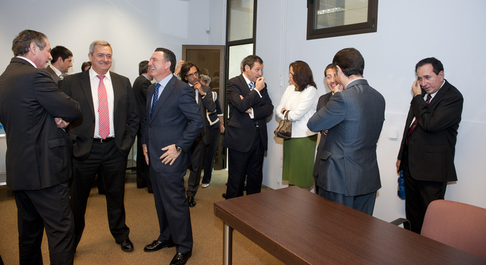 2012_07_05_aguire_unda_firma_entidades_02