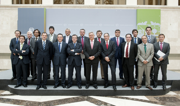 2012_07_05_aguire_unda_firma_entidades_16