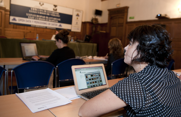 2012_07_09_nagore_presentacion_cursos_verano_06