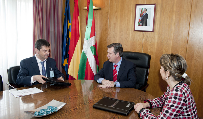 2012_07_10_unda_pte_mondragon_corporacion_03