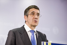 El Lehendakari hace un llamamiento a la unidad "para defender el autogobierno y nuestro modelo social"