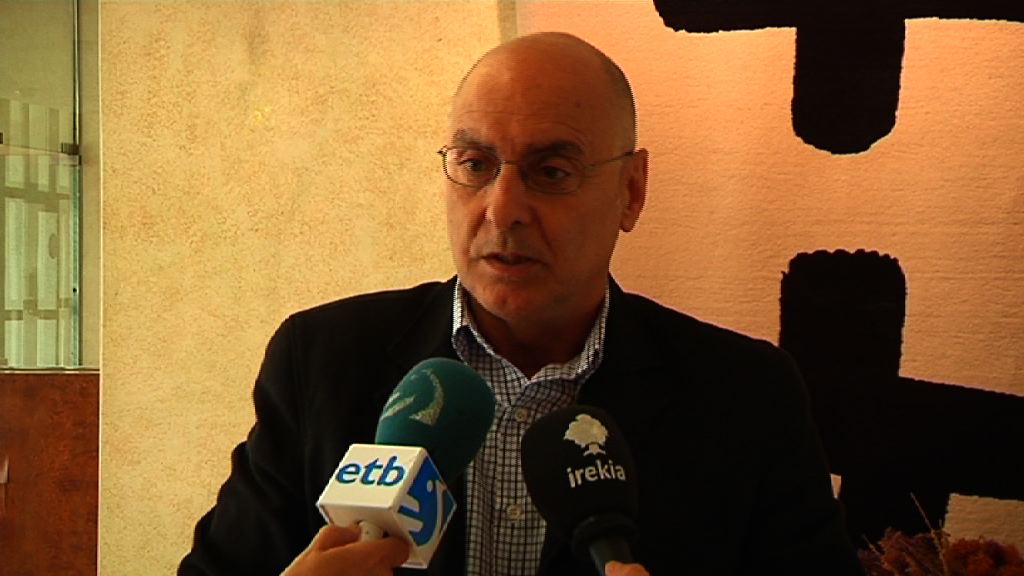 Video Ares defiende el plan de reinserción de presos para quienes "respeten las reglas del juego"